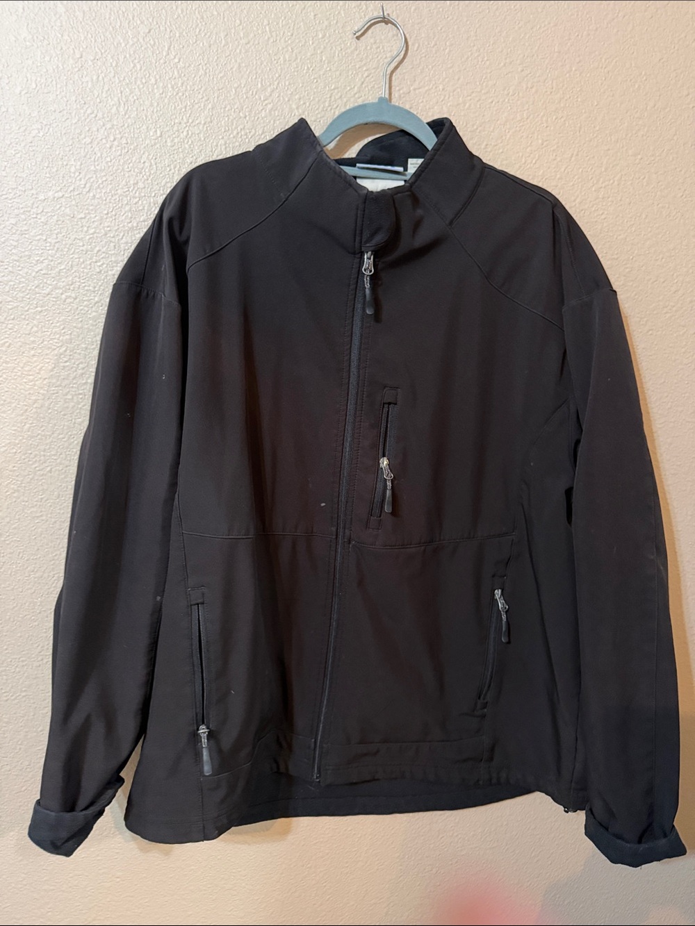 Men's Black Softshell Zip-Up Jacket